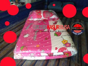 Kasur Busa Lipat Bantal Ukuran 90x180x4 Motif Hello Kitty